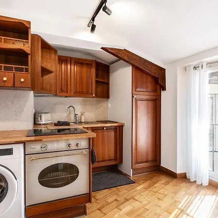 Charming Peaceful Haven In The Golden Square, Air-conditioned Апартаменты *
