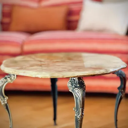 Charming Peaceful Haven In The Golden Square, Air-conditioned *