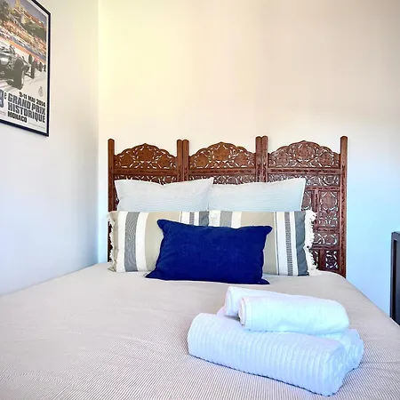 Charming Peaceful Haven In The Golden Square, Air-conditioned Apartment *