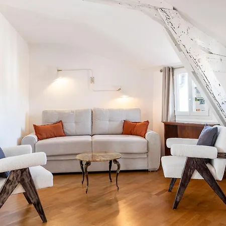 Charming Peaceful Haven In The Golden Square, Air-conditioned Apartman