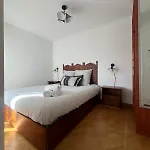 Apartment Charming Peaceful Haven In The Golden Square, Air-conditioned Nice